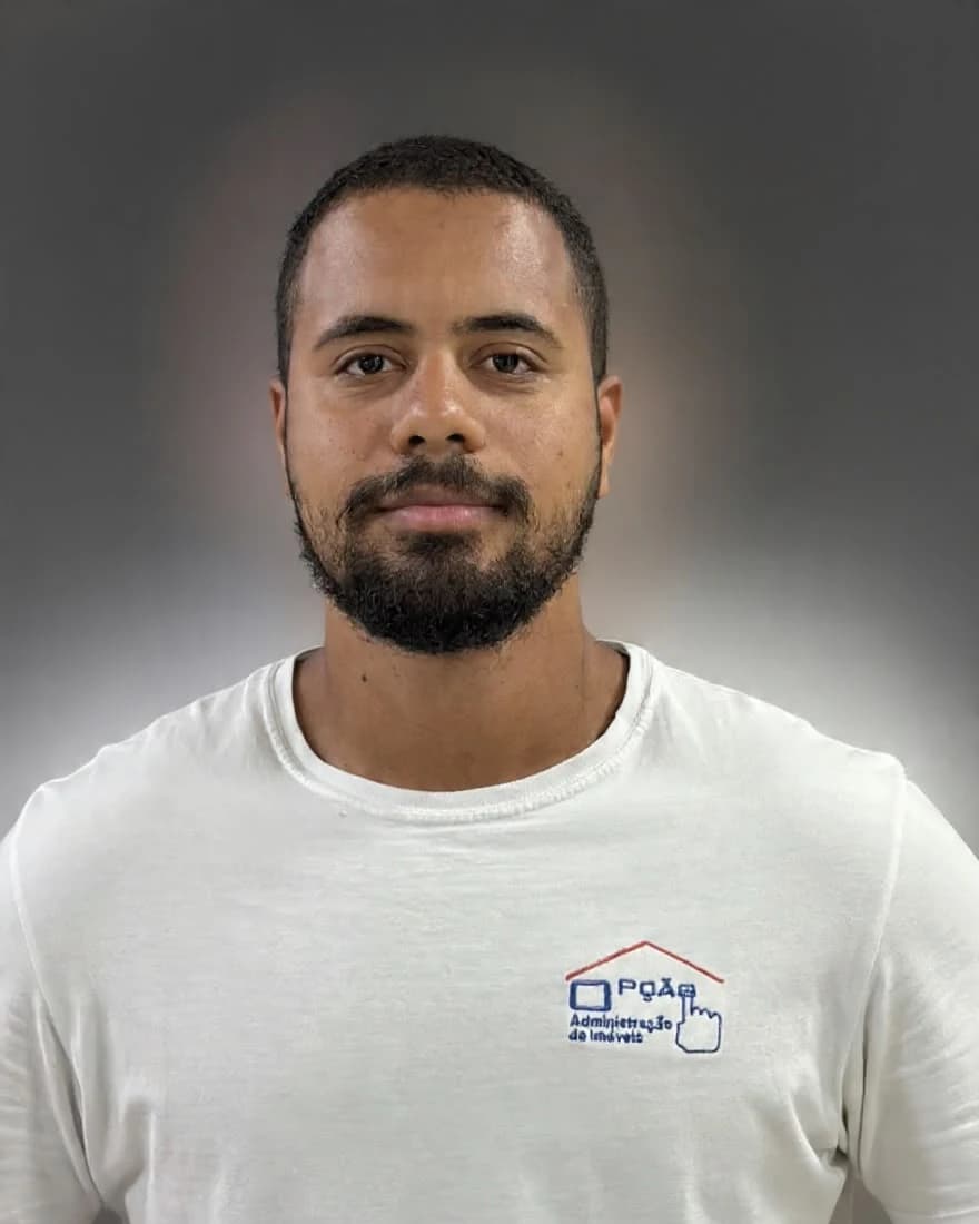 Retrato de Douglas de Almeida Teixeira